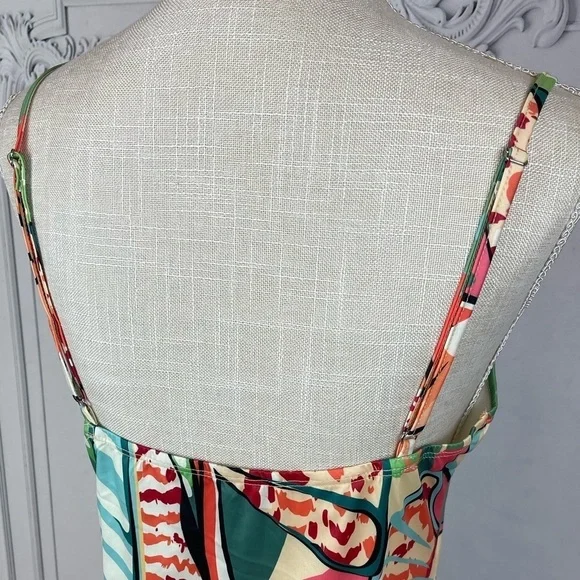 Tropical Print Mini Dress - Picture 5 of 11